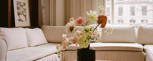 The Resurgence of Artificial Flowers: A Blend of Art and Sustainability