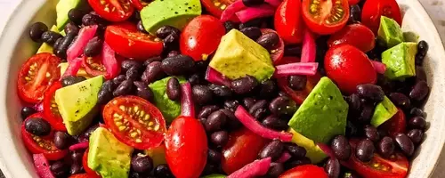 Avocado and Black Bean Salad: A Nutritious and Flavorful Dish