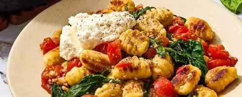 Speedy Skillet Gnocchi with Tomatoes and Spinach