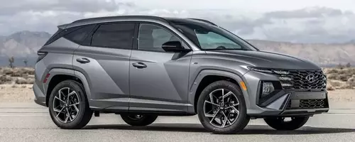 Hyundai Recalls 96,000 SUVs for Faulty Displays