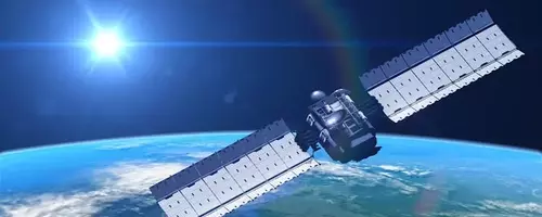 Argus Assigns 'Hold' Rating to SpaceX, Citing Valuation Concerns