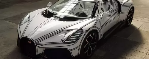 Bugatti W16 Mistral Blanc Éternel: A Unique Porcelain Masterpiece