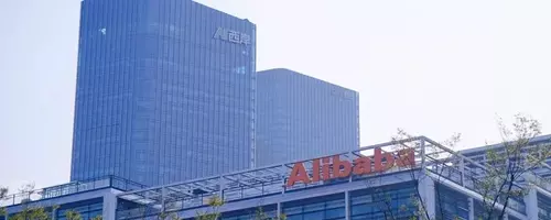Jefferies Upholds Alibaba's AI Cloud Prowess Amid Market Fluctuations