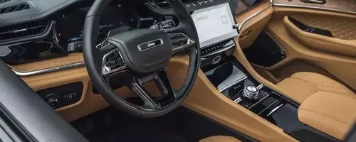 2026 Jeep Grand Cherokee Summit: An In-Depth Look at its Luxurious Interior