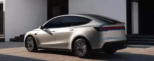 Tesla Introduces Long-Wheelbase Model Y L to U.S. Market, Offering Enhanced Family Comfort
