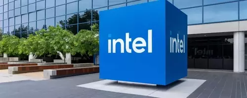 Jim Cramer's Endorsement Ignites Debate on Intel's Valuation Amidst AI Boom