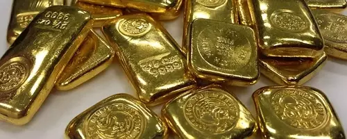Gold Prices Decline as U.S. Dollar Strengthens