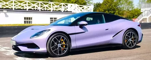 Denza Z Electric Supercar: 1,500 HP, Rapid Charging, and Global Launch