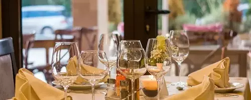 Analyzing Bloomin' Brands, Inc. (BLMN) Stock Performance and Investment Potential