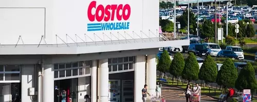 Costco Employee's Journey to Millionaire Status Through Steady Employment and Comprehensive Benefits