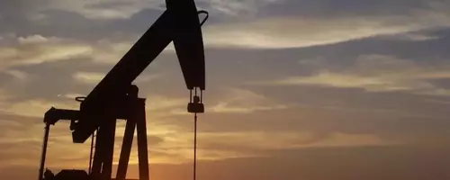 Baytex Energy Gains Hedge Fund Favor with Strategic Buybacks and Price Target Adjustments