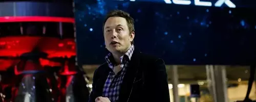 Hedge Fund Manager Compares SpaceX to Dogecoin, Cautions Investors