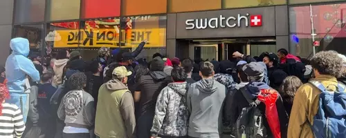 Swatch's Royal Pop Launch: A Resounding Success Despite Initial Challenges