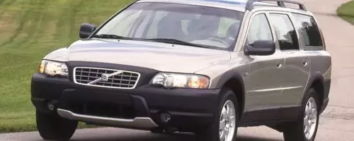 2001 Volvo V70 Cross Country: A Wagon Embodying SUV Appeal