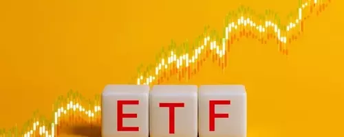 Maximizing Income and AI Upside: A Look at Top Nasdaq-100 Covered Call ETFs