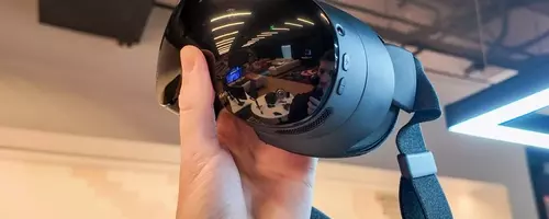 Qualcomm Chip Price Hike Threatens VR and Windows on Arm Device Costs