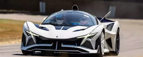 Apollo's Resurgence: The Return of a Hypercar Legend with the EVO