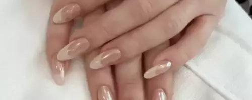 Vanilla Latte Glaze Nails: The Latest Trend