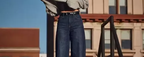 Emily Ratajkowski's Style Evolution and Abercrombie & Fitch Campaign