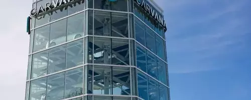 Carvana's Financial Performance Under Scrutiny: A Downgrade to Neutral