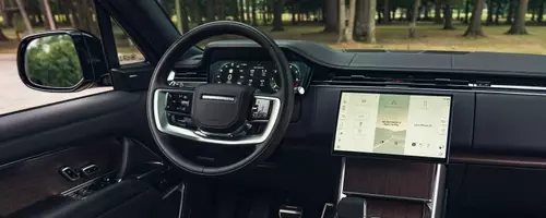Inside the Luxurious 2026 Range Rover P400 LWB: Comfort, Tech, and Space