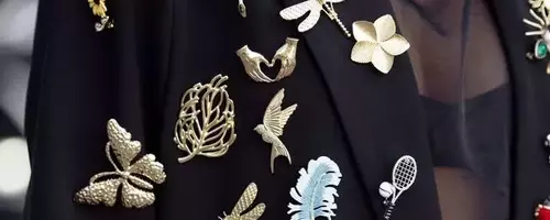 The Resurgence of Brooches: A Timeless Fashion Statement
