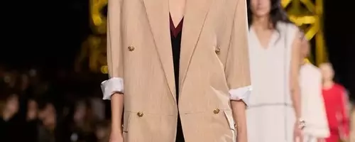 The Resurgence of the Dropped Waistline: A Century-Old Fashion Statement