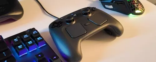 Innovative Steam Machine Faceplate Doubles as Charging Stand