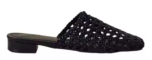 Embrace the Woven Trend: Crochet Shoes for Every Occasion