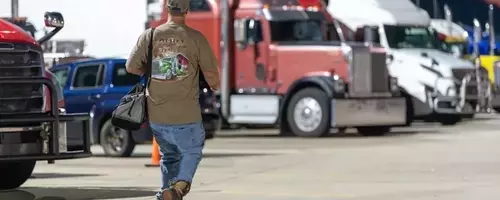 Logistics Job Market: Trucking Stagnates, Warehousing Declines, Couriers Rise