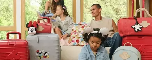 BÉIS Unveils Enchanting Disney Collaboration: Travel with Mickey & Friends
