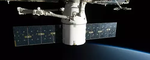 Jim Cramer Recommends Long-Term Investment in SpaceX