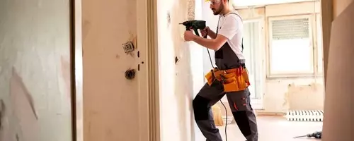 Why Lowe's Might Be a Better Investment Than Home Depot Right Now