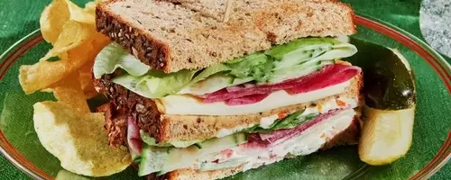 The Art of Crafting the Perfect Vegetarian Sandwich
