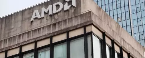 AMD's Q3 Surge: Strong Growth in Server CPUs and Data Center Dominance