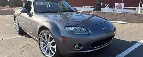 2007 Mazda MX-5 Miata MT: A Grand Touring Roadster with Modern Upgrades