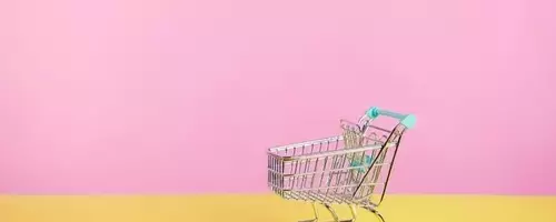 Analyzing Real Retail Sales: Trends and Recession Indicators