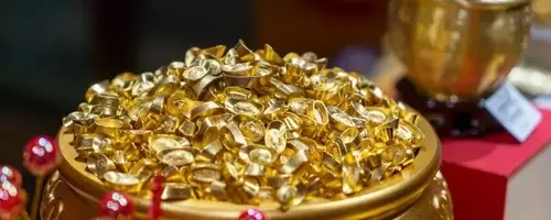 Gold Market Trends: Stability, ETF Inflows, and Central Bank Purchases in July