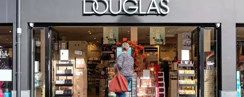Beauty Retailer Douglas Adjusts Strategy Amid Store Closures and Market Shifts
