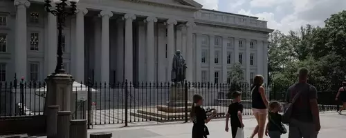 US 20-Year Treasury Auction Faces Investor Scrutiny Amid Rising Yields