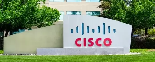 Cisco's Q4 Performance and AI-Driven Growth Amidst Market Correction