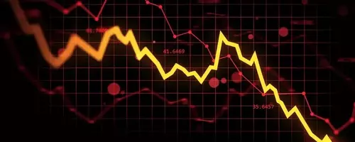Fabrinet Shares Decline Despite Strong Earnings, Due to Margin and Cash Flow Concerns