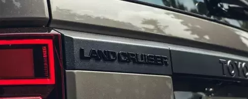 First Look: The 2026 Toyota Land Cruiser Hybrid Reinvents an Icon