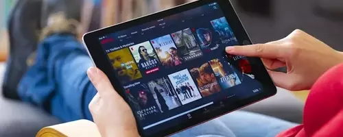 Netflix Shares Surge as Ackman's Pershing Square Reinvests, Defying Previous Losses