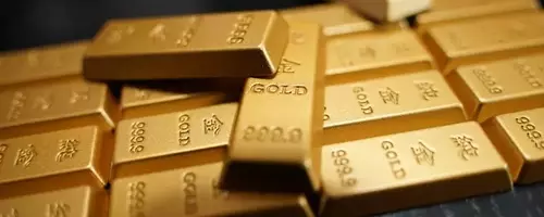 Wells Fargo Adjusts Gold Price Forecast Amidst Market Shifts