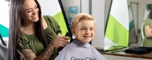 Tech-Savvy Parents' Back-to-School Haircut Hack