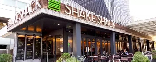 Shake Shack's Stock Outlook Downgraded Amid Rising Beef Costs and Weakening Profitability
