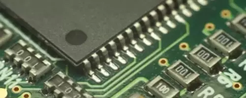 Broadcom Remains Stable Amidst ARK Investment and Google's Marvell Chip Alliance