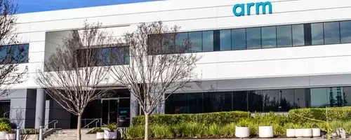 Arm Holdings: Sky-High Valuations and the AI Dream