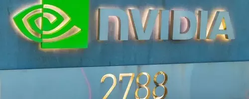 Nvidia's Earnings: High Expectations and Asymmetric Risks